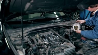 Mekanik gaz vücut teftiş
