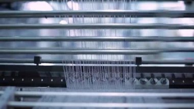 Konu kumaşa dokuma.