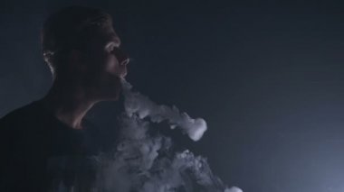 Yakışıklı adam yasaktır vape