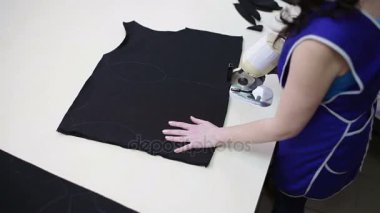 kadın desenin döner 