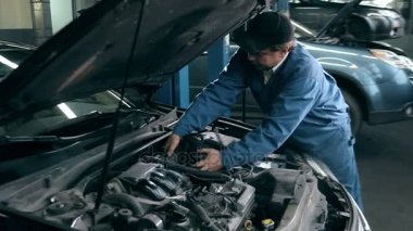 Mekanik gaz vücut teftiş