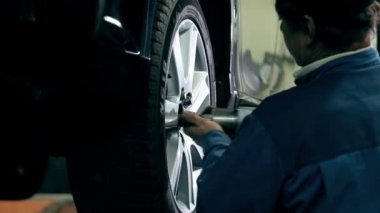 Makinist tutturmak tekerlek araba