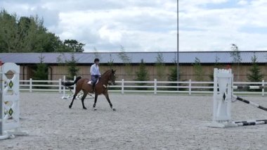 Adam ata binmek-off atlamak 