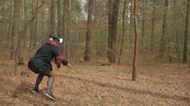 mücadele sanal gerçeklik gözlüklü kız