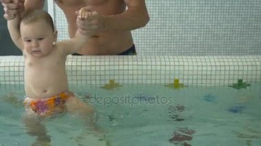 Babası öğretim çocuk Yüzme