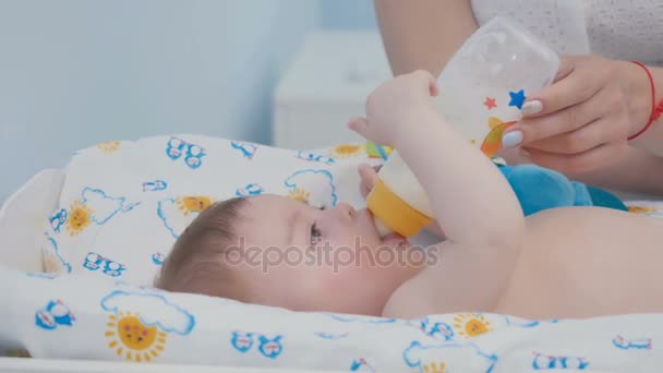 Cute little boy eating — Stock Video