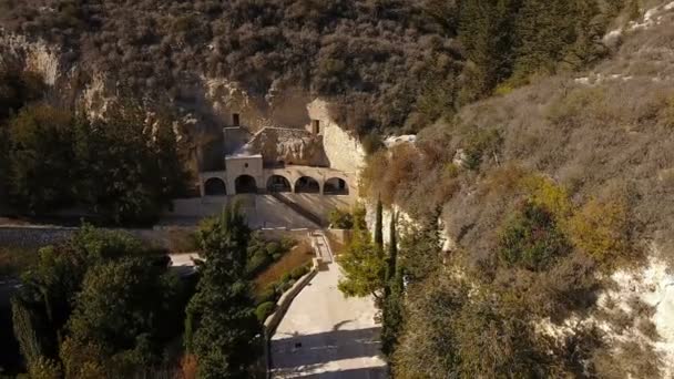 Antico edificio e giardino — Video Stock