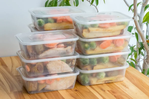 Meal prep. Stack of home made roast dinners — Stock Photo, Image