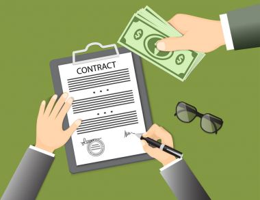 gözlük ve banknot veren el ile sözleşme imzalama