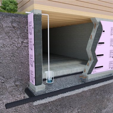 İnşaat metodunun bir ev vakfı için 3 boyutlu bir çizimi. Dökülen beton bodrum duvarları, demir ve yalıtım, çevre drenaj boruları, pompalı su boruları ve iç drenaj boruları..