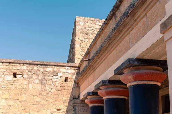 Tillfällig syn på Knossos tempelruiner element i Heraklion, Grekland — Stockfoto