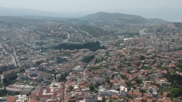 Letecký Pohled Přístavní Straně Města Loděmi Budovami Jaře Kusadasi Turecko — Stock video