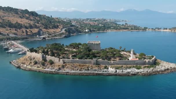 Luftaufnahme Auf Der Backbordseite Der Stadt Kusadasi Türkei Sommer — Stockvideo