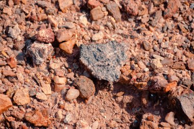 Paliochory plajındaki Milos adasındaki manzara kaya dokusu