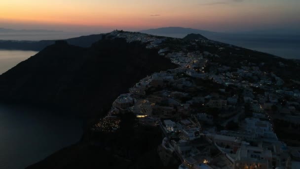 Vista Aérea Capital Santorini Noche Verano Imágenes Crudas Poca Luz — Vídeo de stock