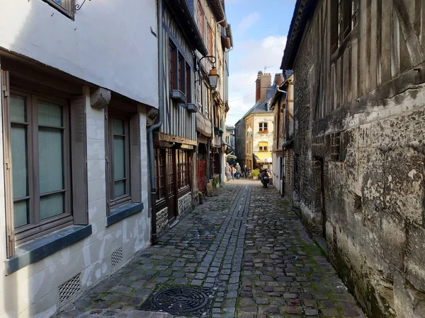 Ancient architecture of Normandy and France in Honfleur — Stockfoto