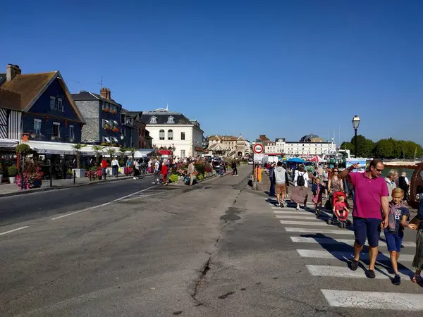 Honfleur, France - October 14, 2019: some casual view on the places and architecture of the village — Stok fotoğraf