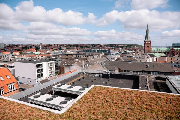 Blick auf die Dächer und Gebäude des Aarhus, Dänemark — Stockfoto