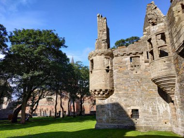 İskoçya, Kirkwall 'daki Earl' s Palace 'ın kalıntılarına bakın.