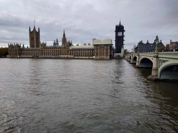 Лондон Великобритания Ноября 2020 Вид Вестминстерский Дворец Пасмурную Погоду — стоковое фото