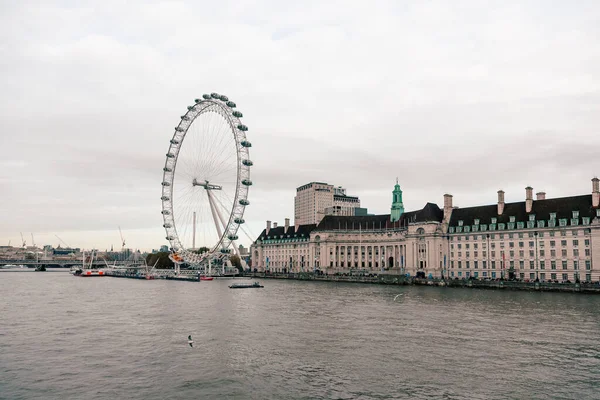 Vista London Eye Millennium Wheel Distância — Fotografia de Stock