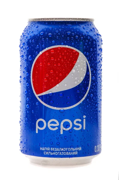 Garrafa de uma bebida de pepsi em um fundo isolado branco. Pode ser — Fotografia de Stock