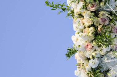 Düğün kemer beyaz gül