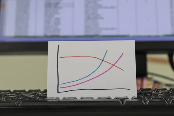 Iş çizgi grafiğinde ofis beyaz kağıdı — Stok fotoğraf