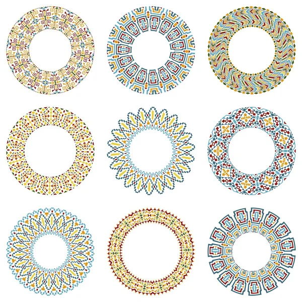 Conjunto de patrones redondos tribales en estilo étnico. Ilustración vectorial colorida — Archivo Imágenes Vectoriales