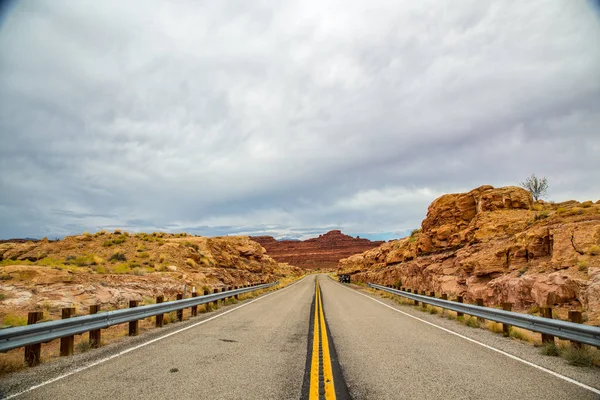 Utah State Route 95 — Stockfoto