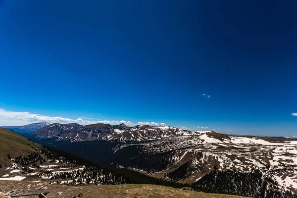 Vue sur la chaîne Gore dans le parc national des Rocheuses — Photo