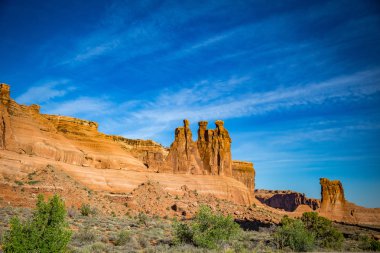 Üç dedikodu Arches National Park