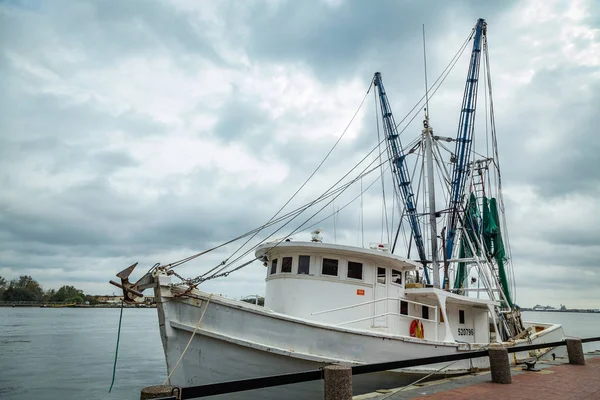 Barco de camarão em Savannah — Fotografia de Stock