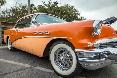 1956 Buick özel coupe