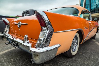1956 Buick özel coupe