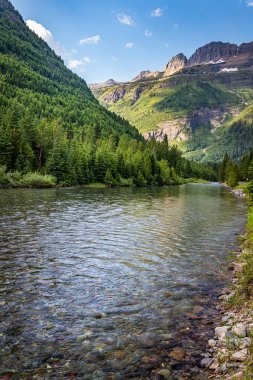 McDonald Creek Buzul Ulusal Parkı 'nda Montana' nın Rocky Dağları 'nda.