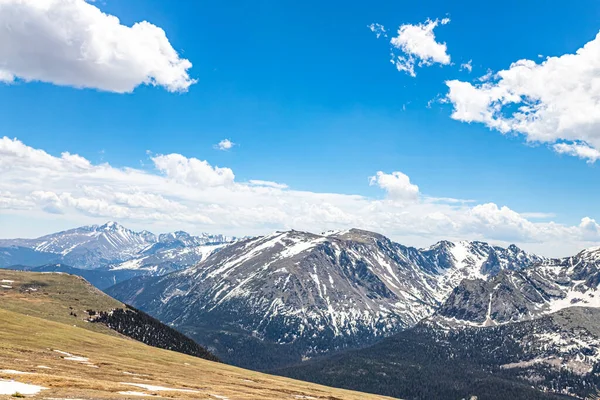 Colorado Daki Rocky Dağı Ulusal Parkı Nın Trail Ridge Yolu — Stok fotoğraf