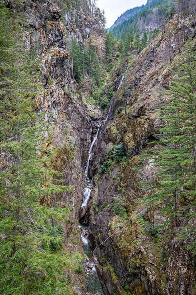 ノース カスケード国立公園 North Cascades National Park ワシントン州北部の北カスケード山脈にある人里離れた荒地である — ストック写真