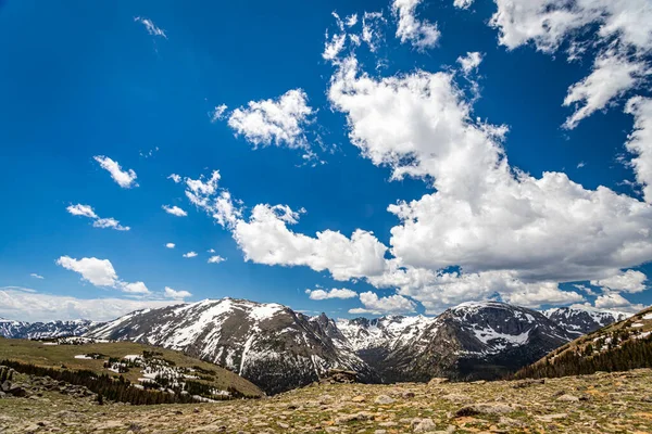 Colorado Daki Rocky Dağı Ulusal Parkı Nın Trail Ridge Yolu — Stok fotoğraf