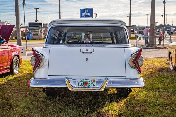 Daytona Beach Usa November 2018 White 1958 Ford Roundup Dörrstation — Stockfoto