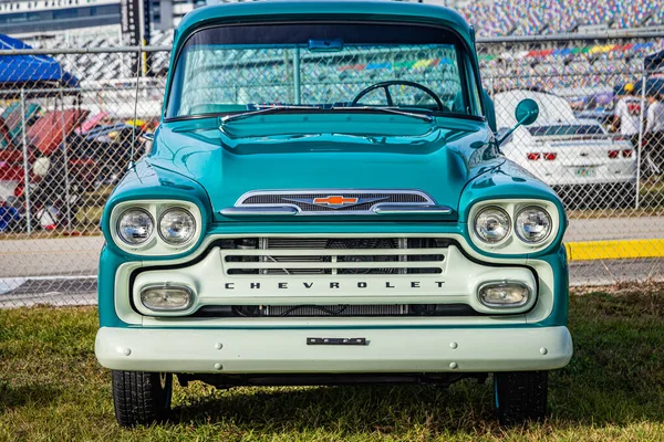 Daytona Beach Noviembre 2018 Green 1959 Chevrolet Apache Pickup Truck —  Fotos de Stock