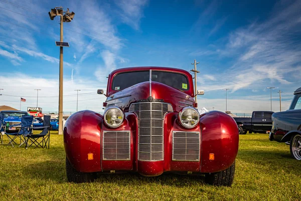 Daytona Beach Usa Novembro 2018 Red 1939 Oldsmobile Series Coupe — Fotografia de Stock