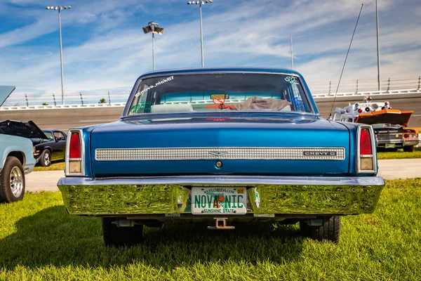 Daytona Beach Usa Νοεμβρίου 2018 1966 Blue Chevrolet Chevy Nova — Φωτογραφία Αρχείου