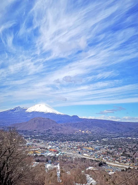 Miasto Chmurny Krajobraz Góry Fuji Budynki Mieszkalne Wsi Japonii — Zdjęcie stockowe