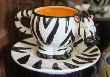 Zebra şeklinde kupa