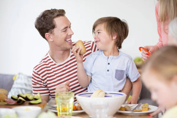 Dela med pappa — Stockfoto