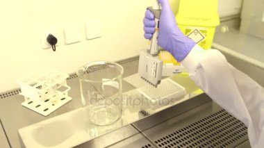 İdrar numuneleri yatırma el