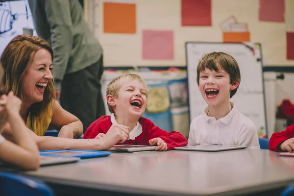 Happy Technology Lesson — Stock Photo, Image