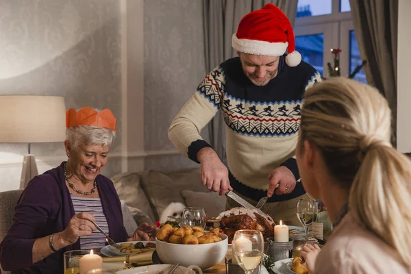 Weihnachtsessen für Familien — Stockfoto