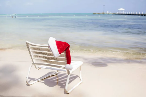 Santa Hat In The Summer Caribbean — Stock Photo, Image